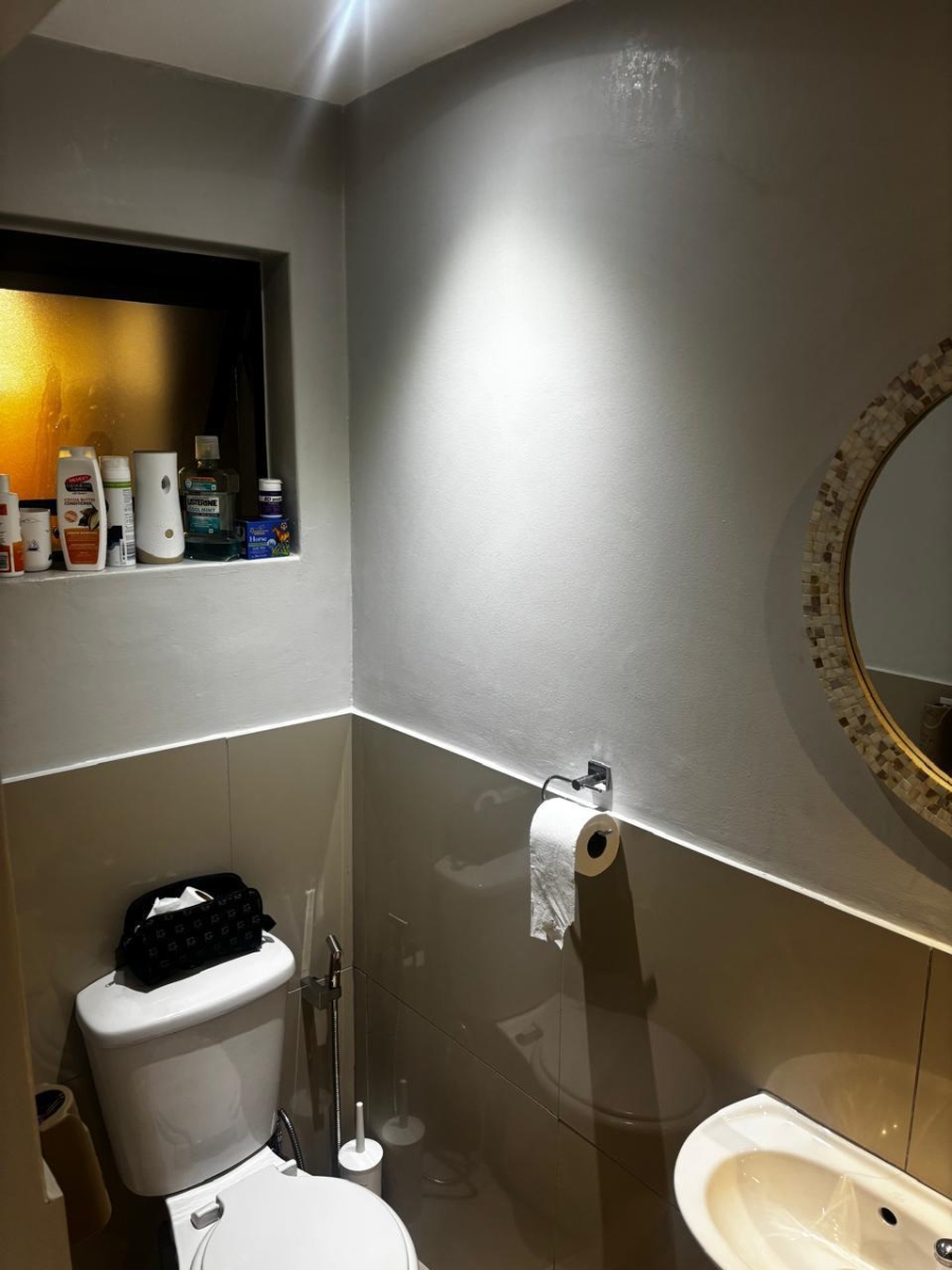 3 Bedroom Property for Sale in Strandfontein Village Western Cape